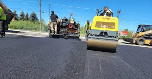 Best Asphalt Driveway Installation in Lake Caroline, VA